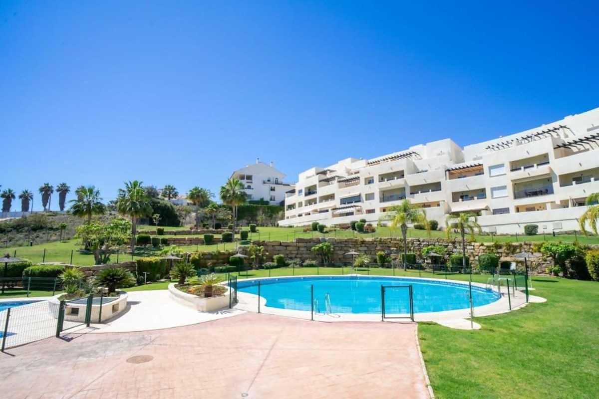 Cyv Nice Apartment W A Pool Close To The Beach Benalmádena Εξωτερικό φωτογραφία
